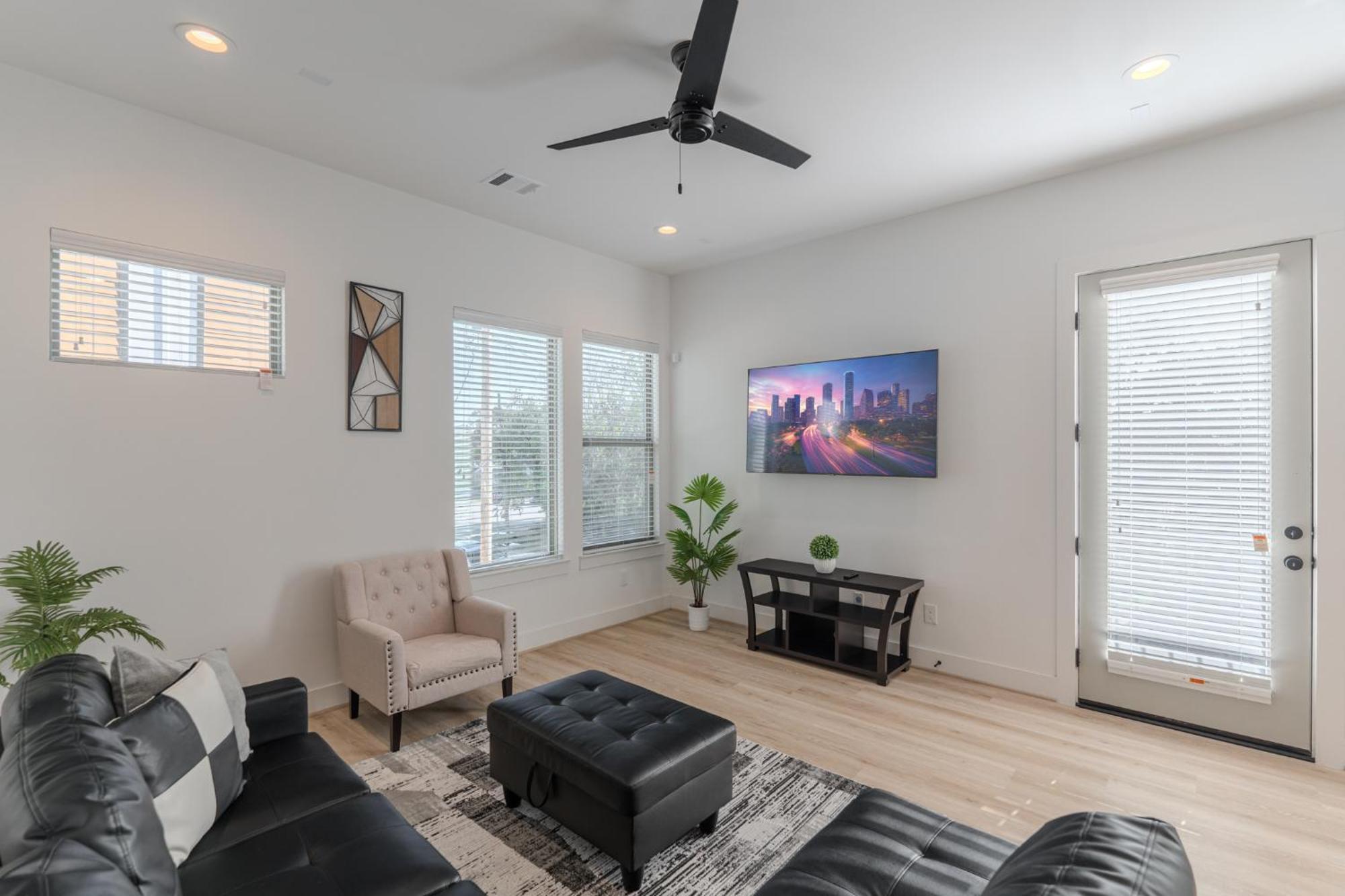 Luxury Charming 3Br 3Bath Free Wi-Fi 8 Guests, Gated Home, Houston Downtown Exterior foto